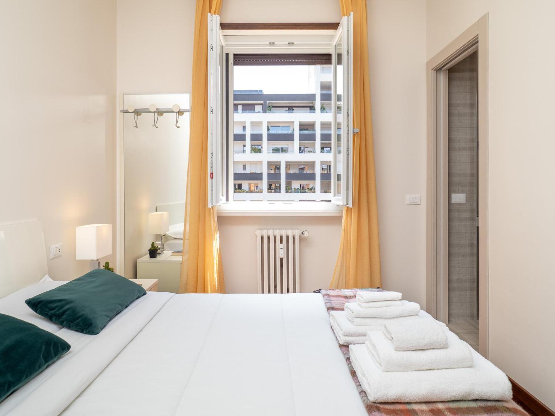 Appartamento Stylish Flat With Balcony - 15 Min To Duomo Milano Esterno foto