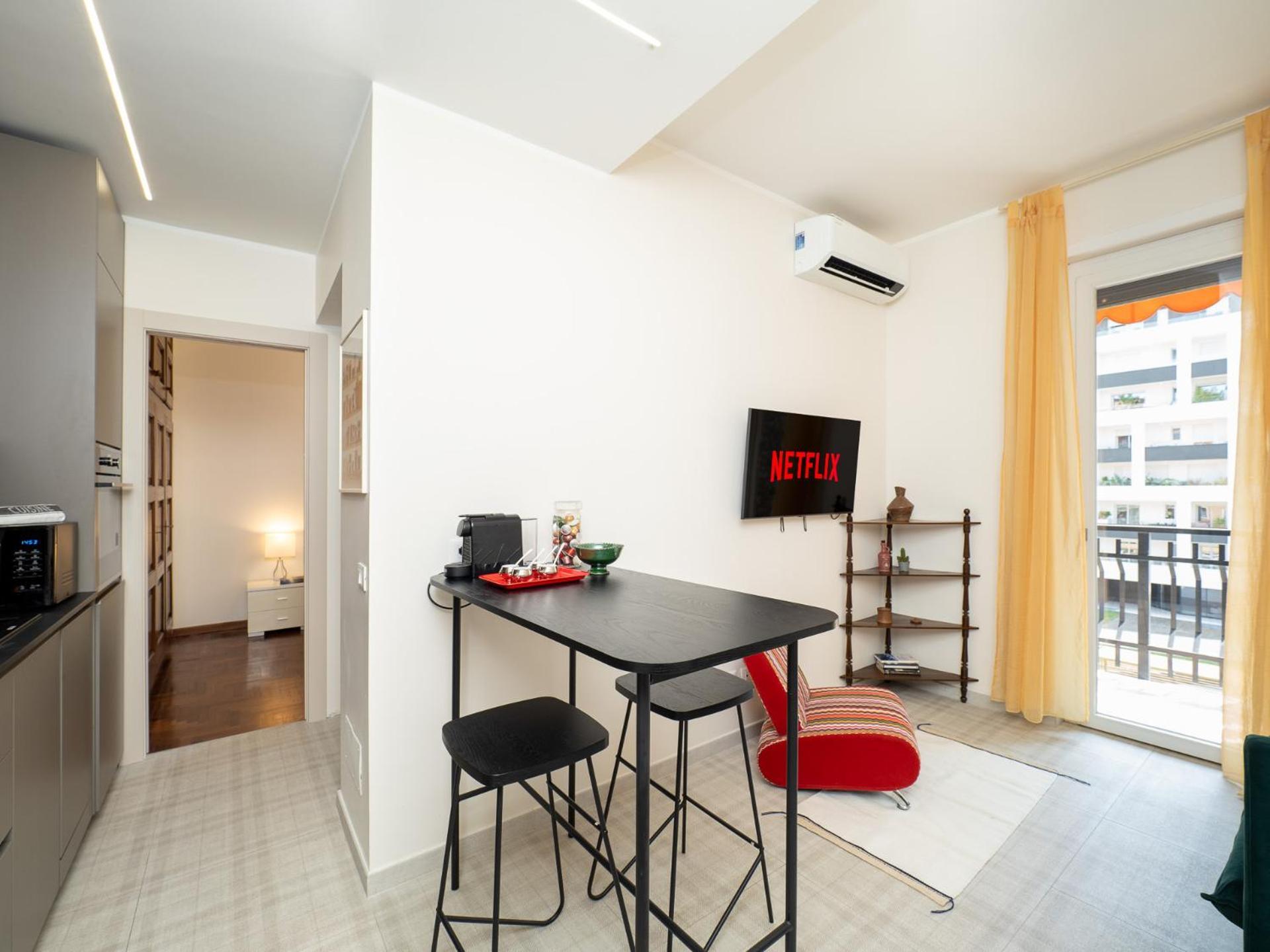Appartamento Stylish Flat With Balcony - 15 Min To Duomo Milano Esterno foto