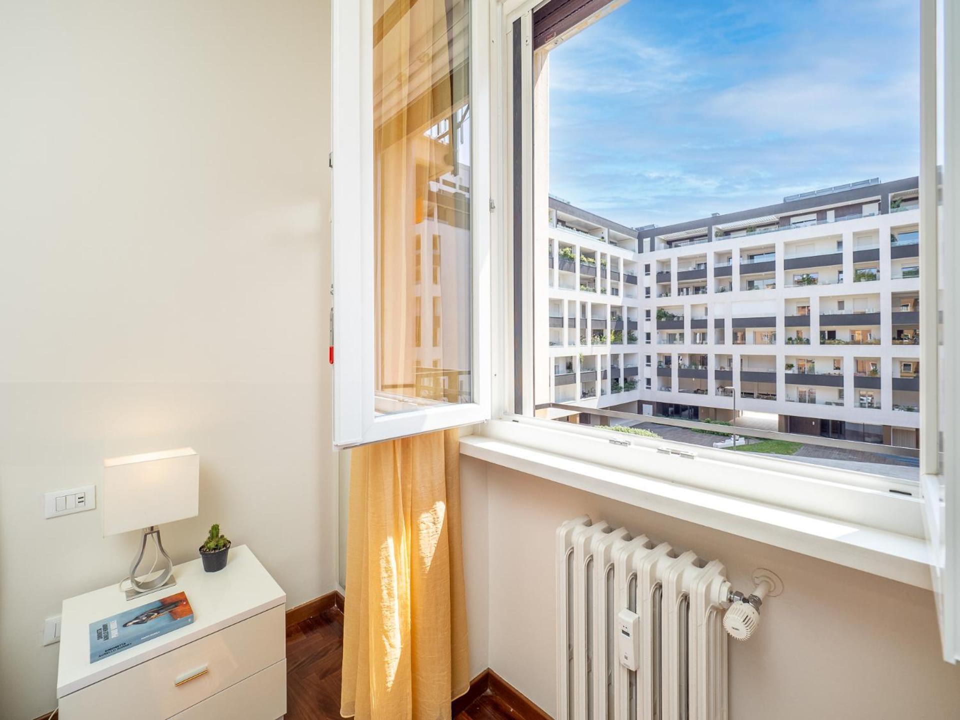 Appartamento Stylish Flat With Balcony - 15 Min To Duomo Milano Esterno foto