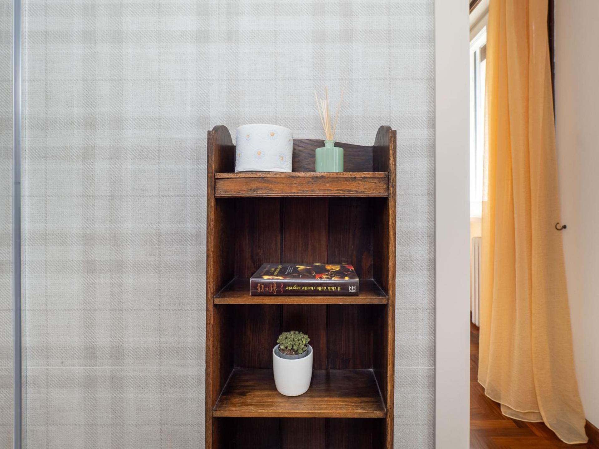 Appartamento Stylish Flat With Balcony - 15 Min To Duomo Milano Esterno foto